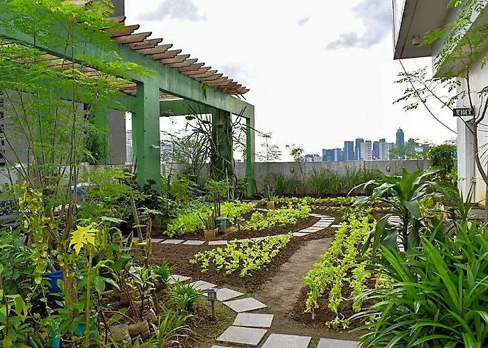 The Boni Tower By Rspl Center 3*