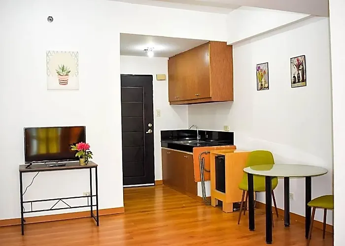 The Boni Tower By Rspl Center 3* 마닐라
